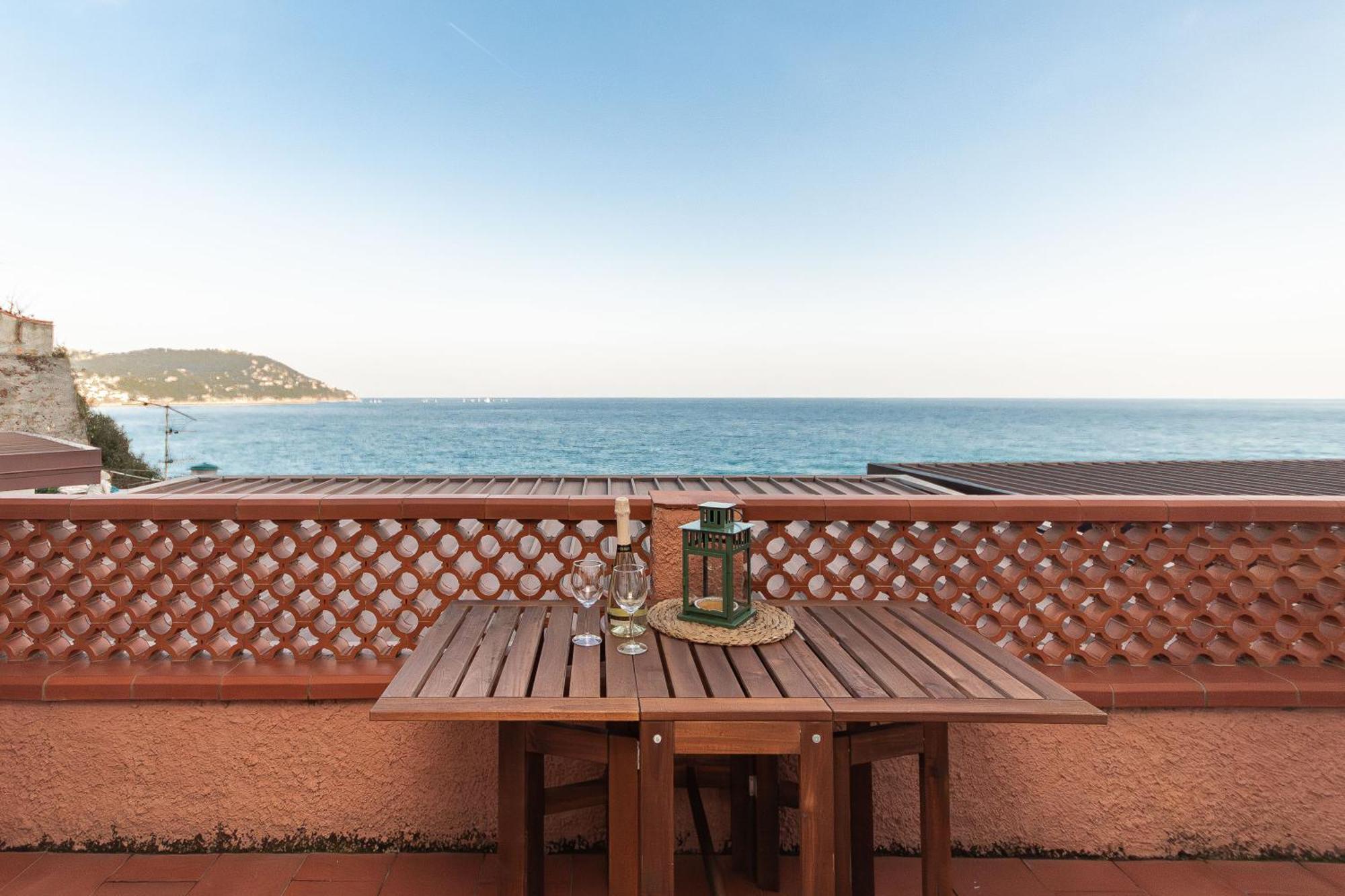 C22 Beachfront Villa - Spa Bath, Pool, Private Beach, Parking Free Marina dʼMarina dʼAndora 외부 사진