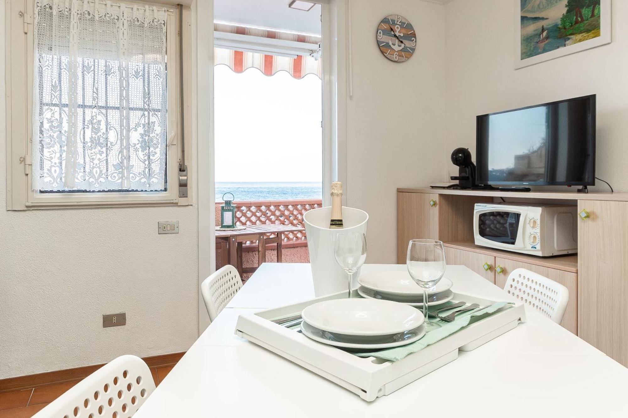 C22 Beachfront Villa - Spa Bath, Pool, Private Beach, Parking Free Marina dʼMarina dʼAndora 외부 사진
